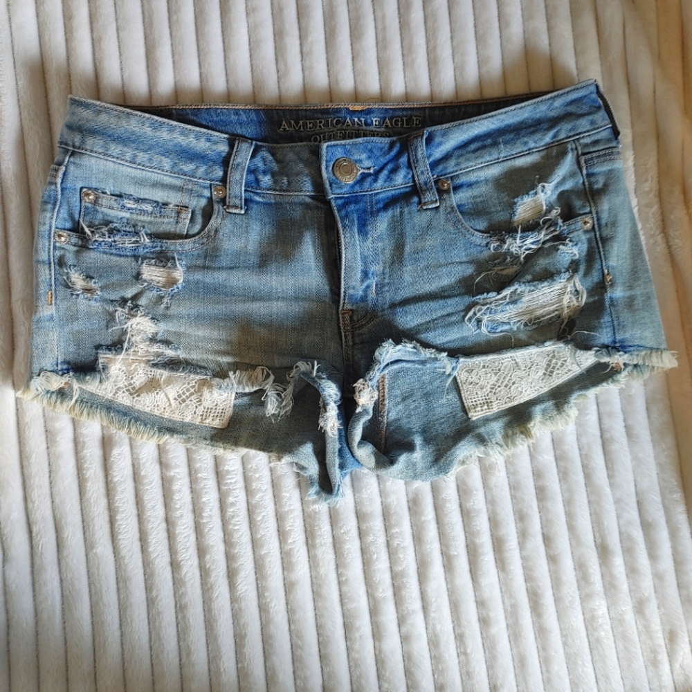 American eagle destroyed super low shorts size 8